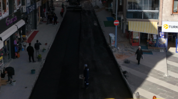 Elazığ’da Asfaltlama Hamlesi Sürüyor