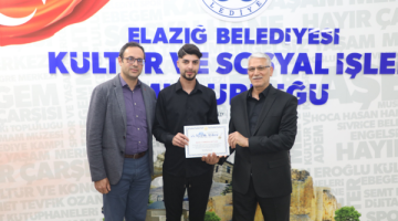 Elazığ Belediyesi Yazarlık Atölyesinde Sertifika Töreni