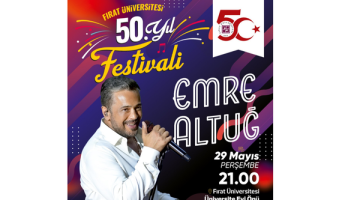Ünlü Sanatçı Emre Altuğ Hayranlarıyla Buluşuyor