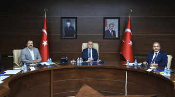 Vali Hatipoğlu Başkanlığında İstihdam ve Mesleki Eğitim Toplantısı Yapıldı