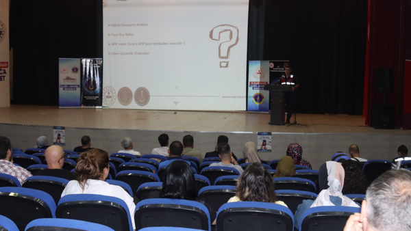 Belediye Personeline Siber Suçlarla İlgili Farkındalık Ve Bilinçlendirme Eğitim Semineri