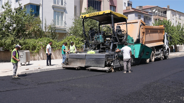 Elazığ’da Asfalt Seferberliği Sürüyor