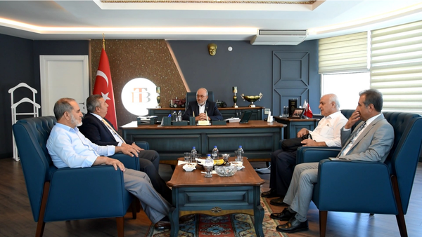 Malatya Ticaret Borsası Başkanı Özcan’dan Başkan Dumandağ’a Ziyaret