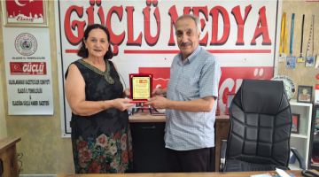 Hatice Koçak Gedik’e Başarı Plaketi
