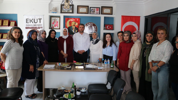 Elazığ AK Parti Milletvekili Mahmut Rıdvan Nazırlı’dan EKUT’a Ziyaret