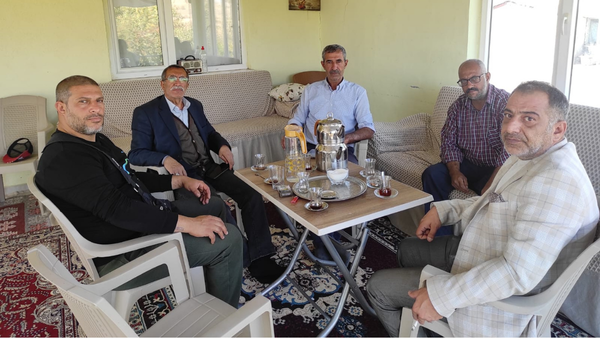 İYİ Parti Baskil İlçe Teşkilatı, Köy Ziyaretlerinde Vatandaşların Dertlerini Dinledi